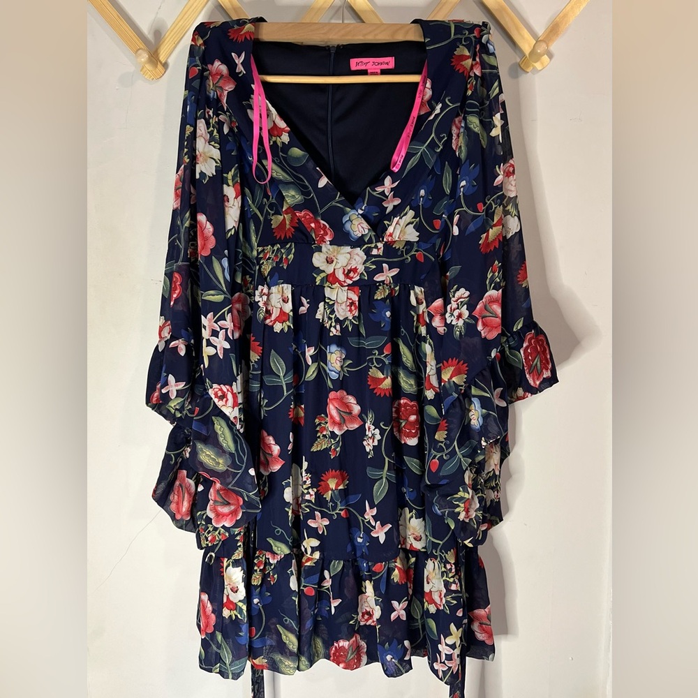 BETSY JOHNSON Kimono Style Floral Mini Dress